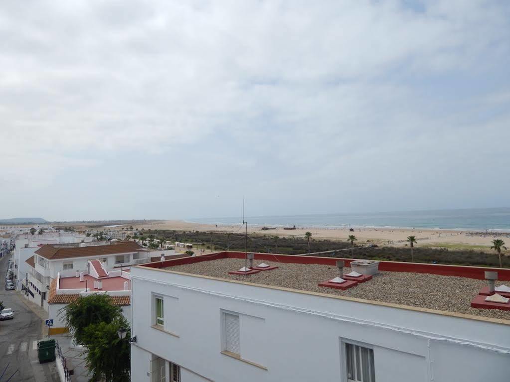 Apartahotel Playa Conil Conil De La Frontera Exterior photo